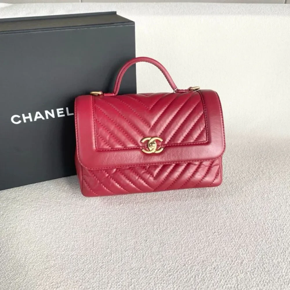 CHANEL brand color